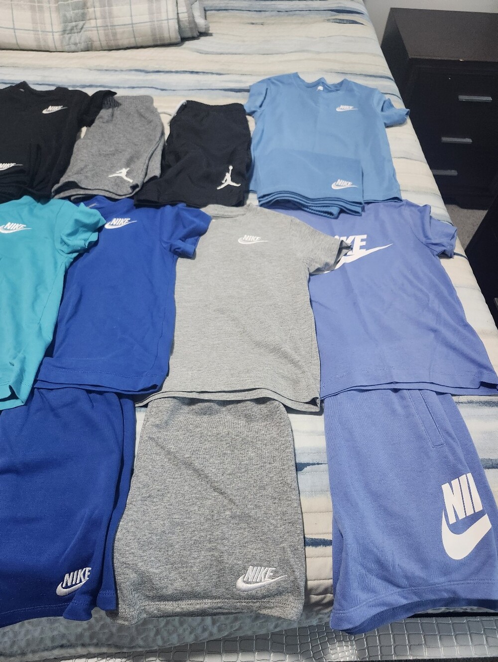 BUNDLE BOYS NIKE SHORTS SETS
